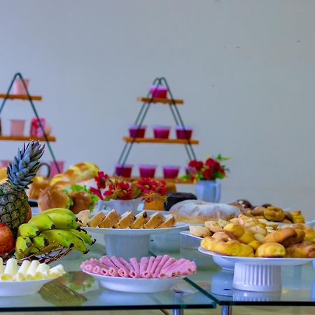 Cruz Hotel Divinópolis Zewnętrze zdjęcie