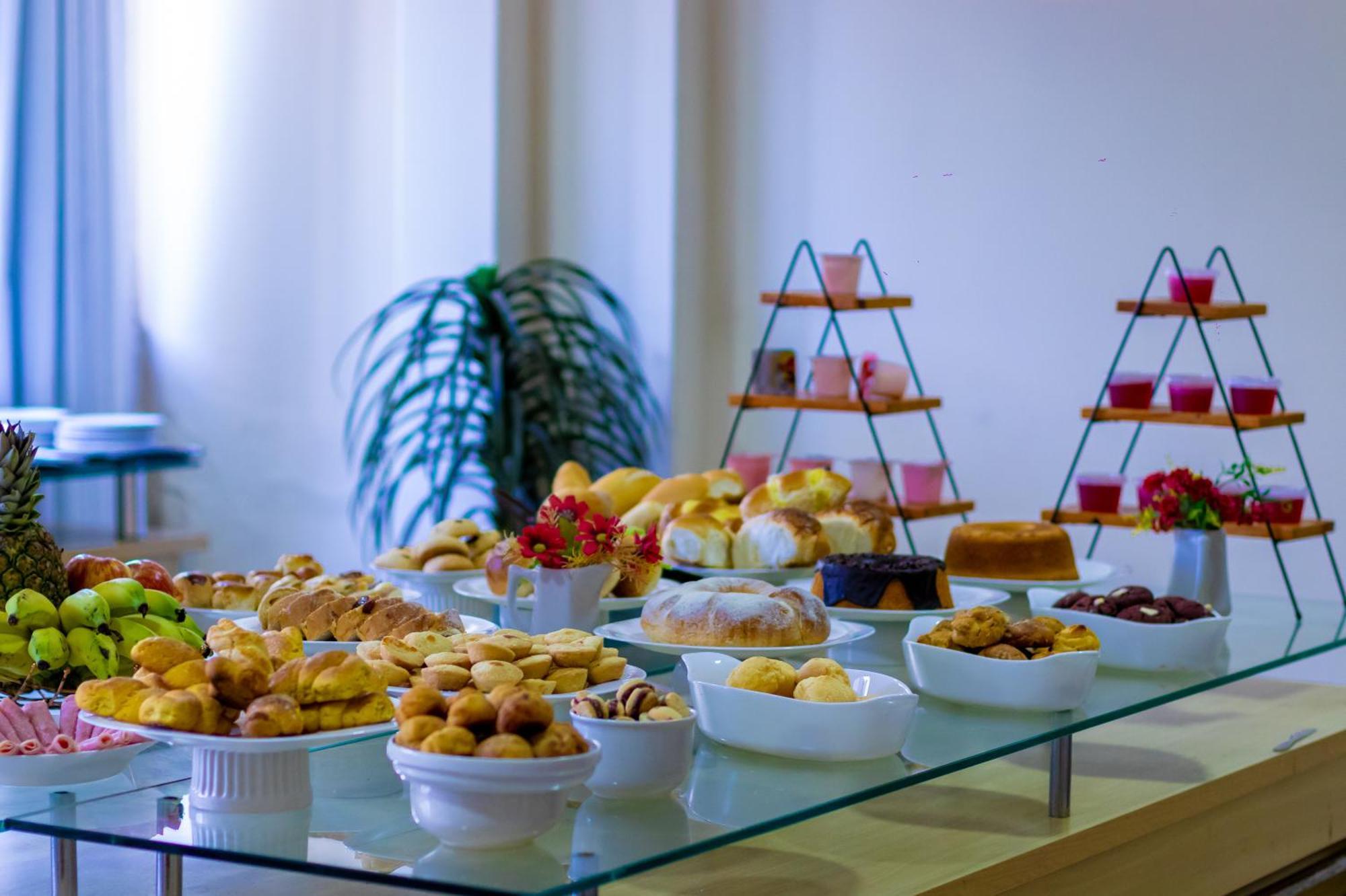 Cruz Hotel Divinópolis Zewnętrze zdjęcie
